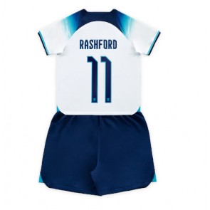 England Marcus Rashford #11 Replika Babytøj Hjemmebanesæt Børn VM 2022 Kortærmet (+ Korte bukser)